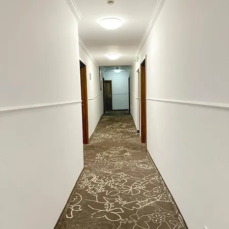 Pruski 3*